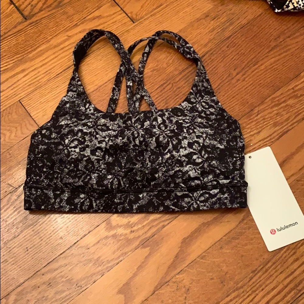 Brand new Lululemon sports bra